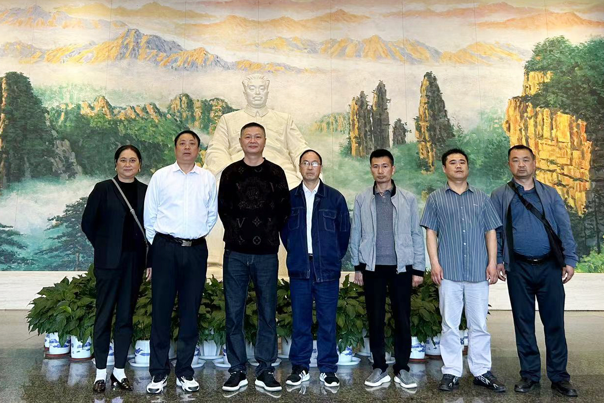 追寻先烈足迹  传承红色基因——乐鱼平台_乐鱼（中国）一站式服务平台鸟儿巢公司全体党员参观贺龙纪念馆