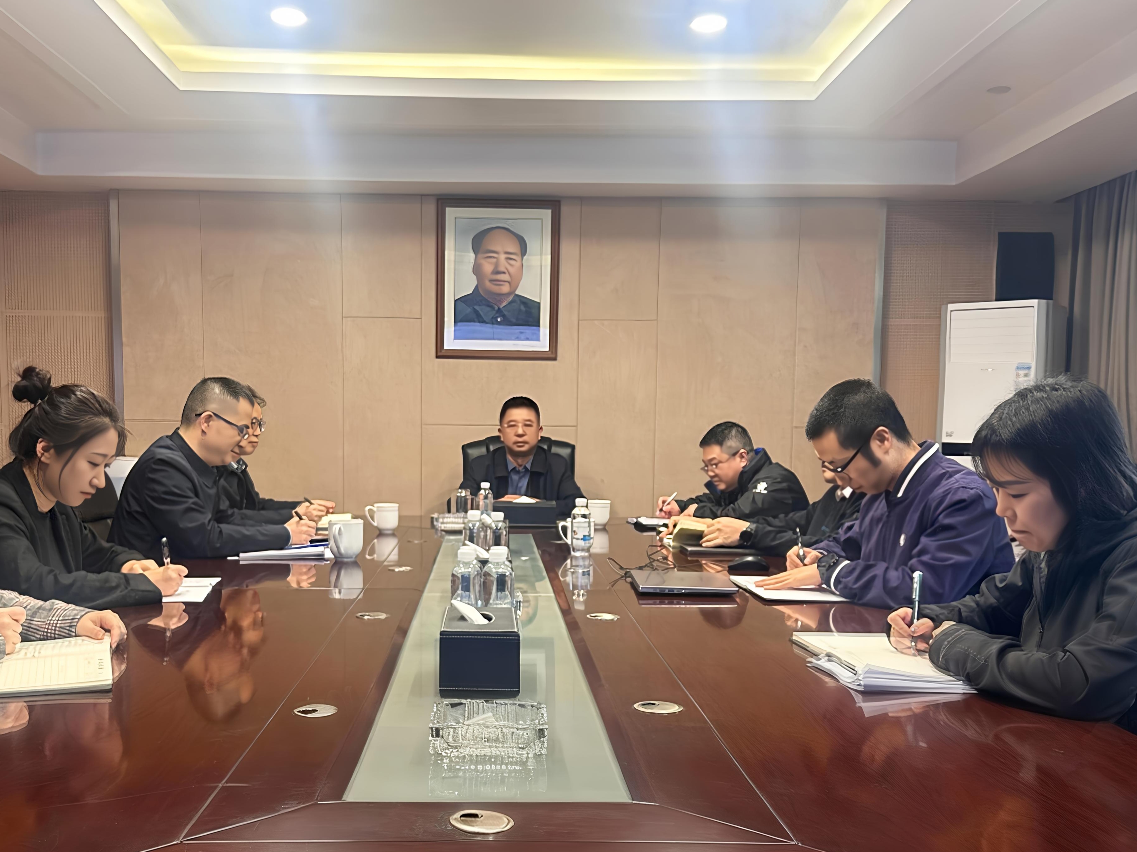 乐鱼平台_乐鱼（中国）一站式服务平台召开四季度风险研判会，强化风险防控拧紧“安全阀”